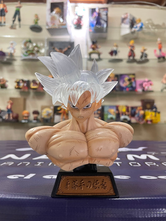 Figura Dragon Ball Dorso Ultra Instinto